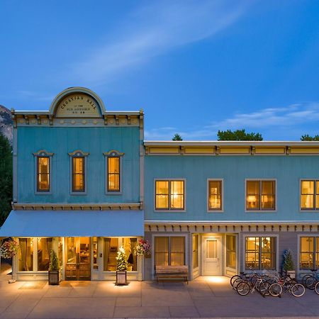 Eleven Scarp Ridge Lodge 克雷斯特德比特 外观 照片